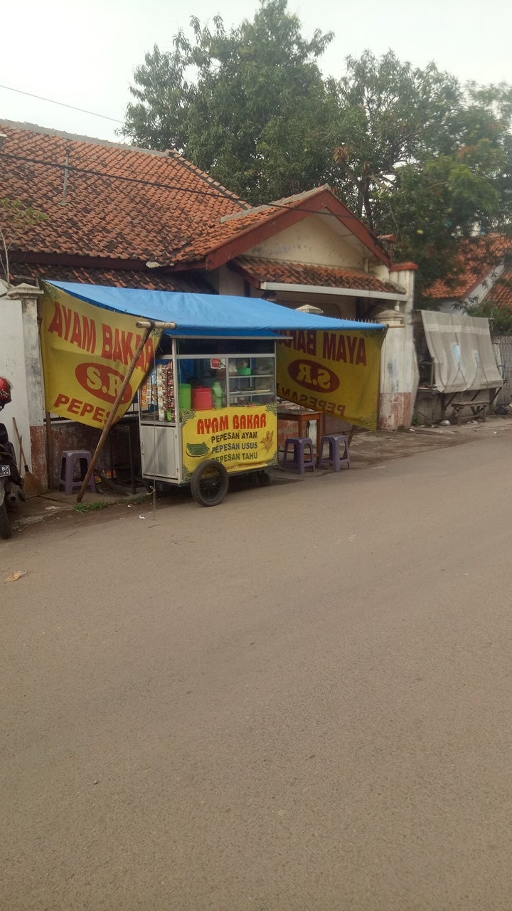 Ayam Bakar Sr Dan Pepesan