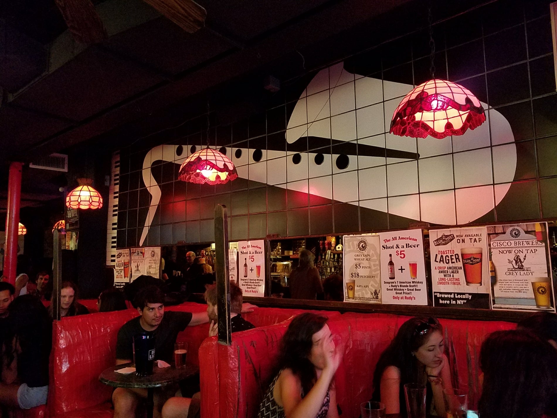 Rudy's Bar & Grill bar in New York