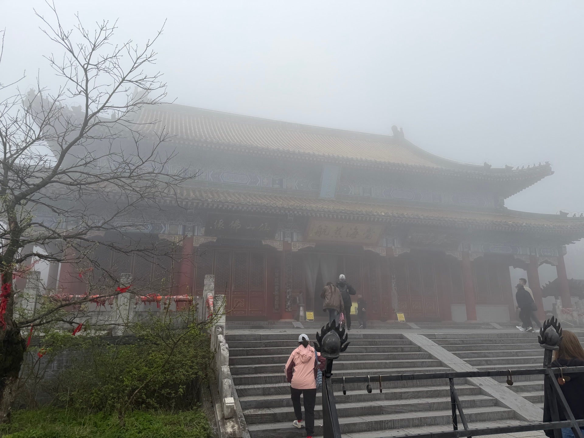 Tianmenshan Temple in Zhangjiajie, China