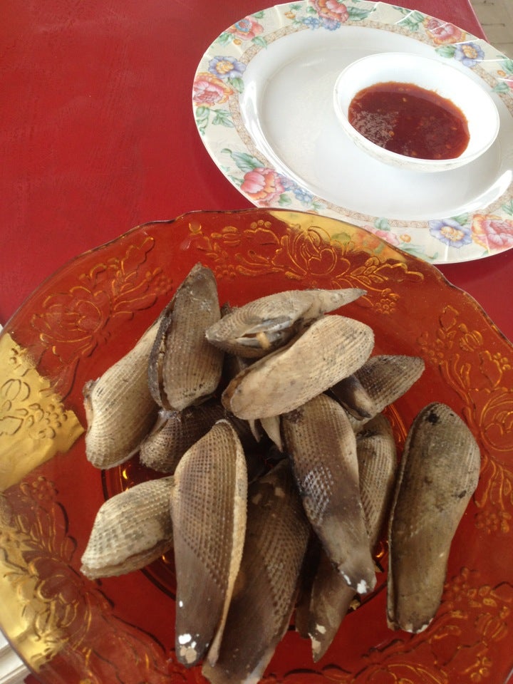 Faridah Mentarang Bakar Kampong Sungai Leman Sekincan