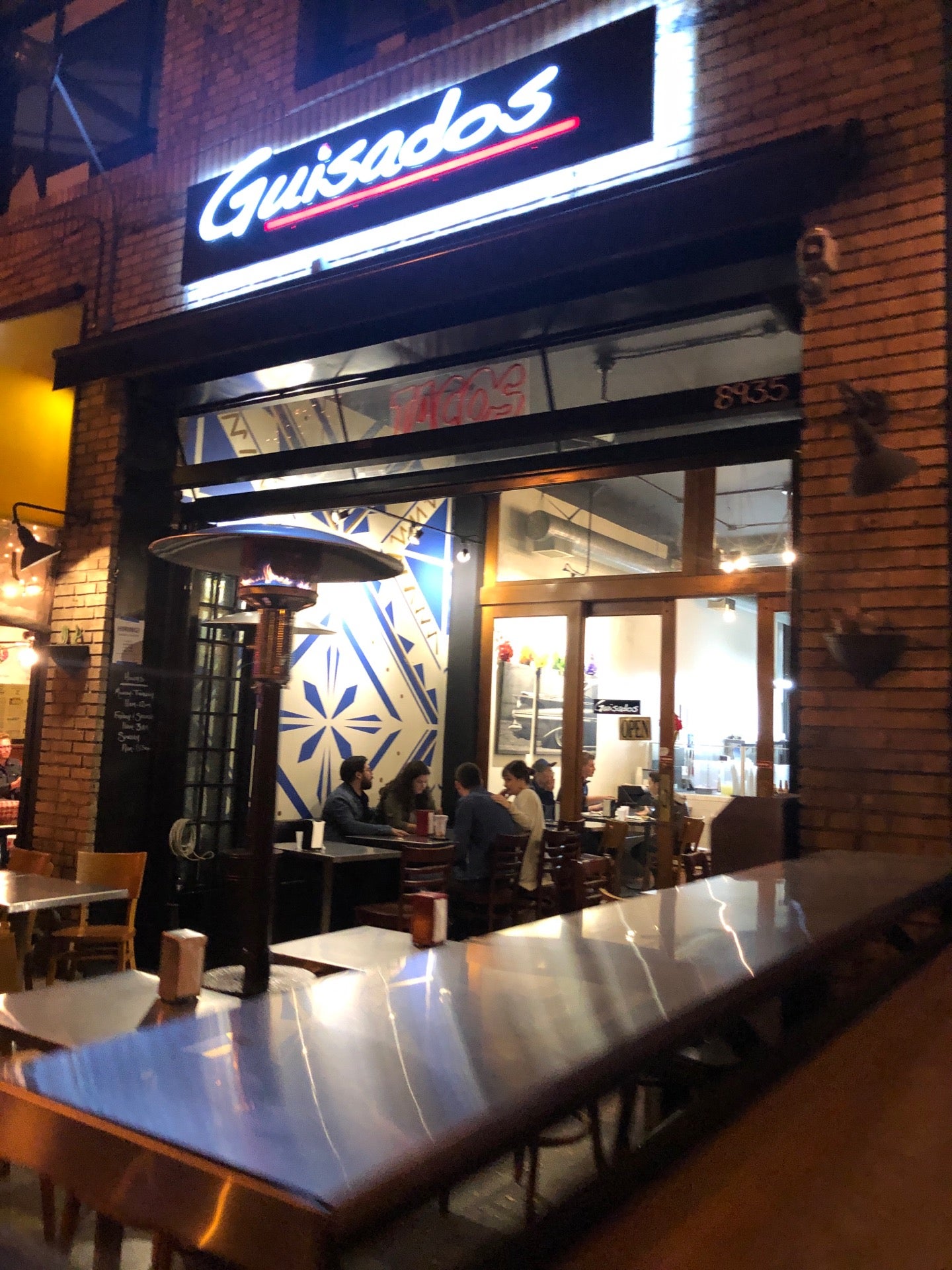 Guisados cover photo