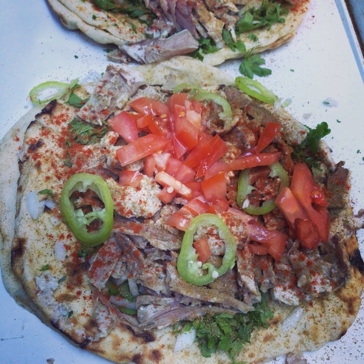 Gaziemir Kelle Söğüşçüsü