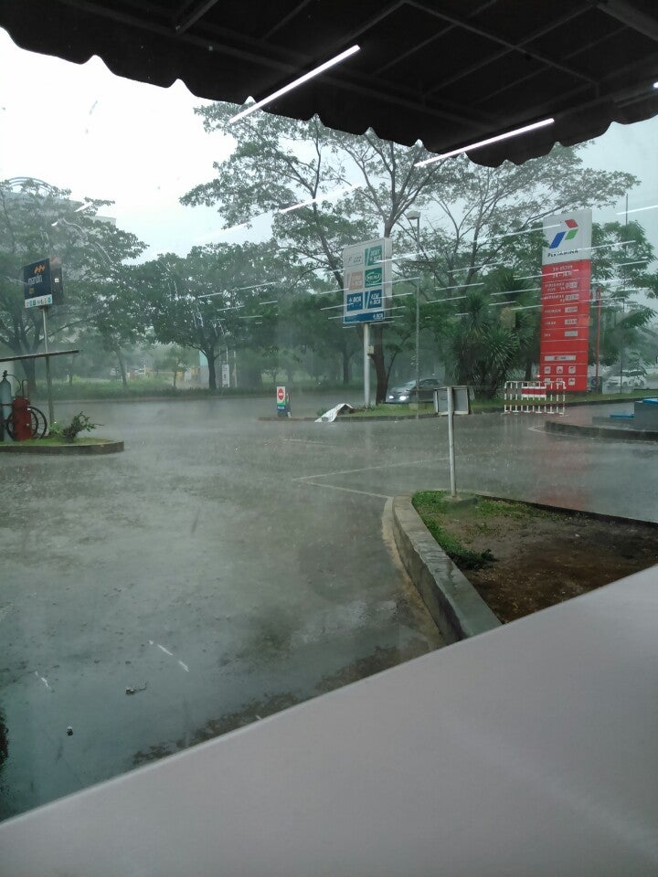 Indomart Point Alamsutera Logo