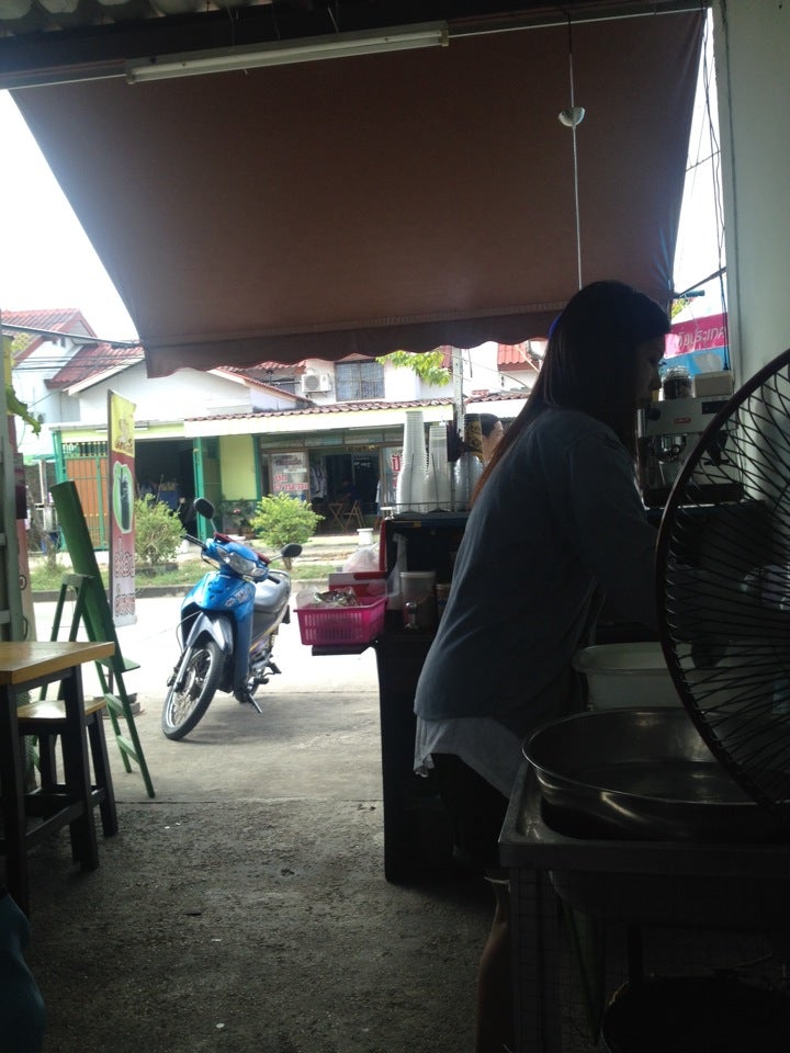 ก๋วยเตี๋ยวเรือสูตรเด็ด Logo