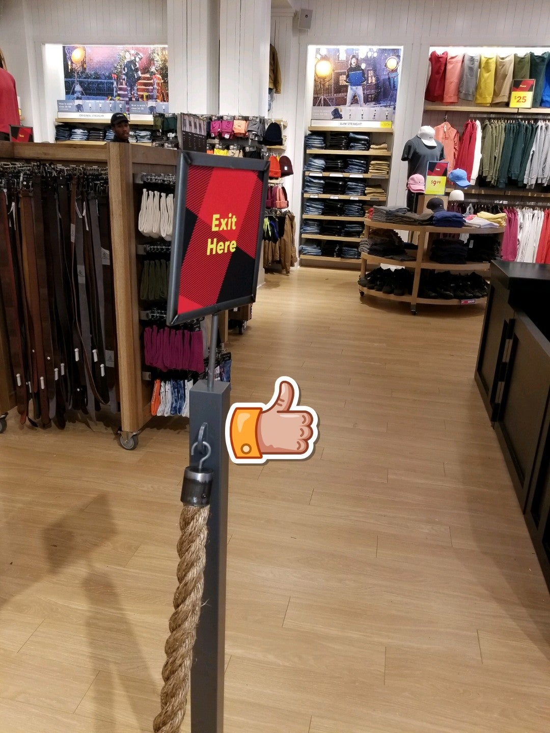 American Eagle Store