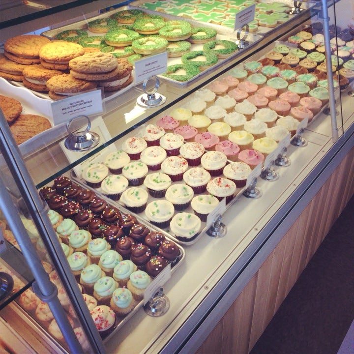 SusieCakes 11708 San Vicente Blvd Los Angeles