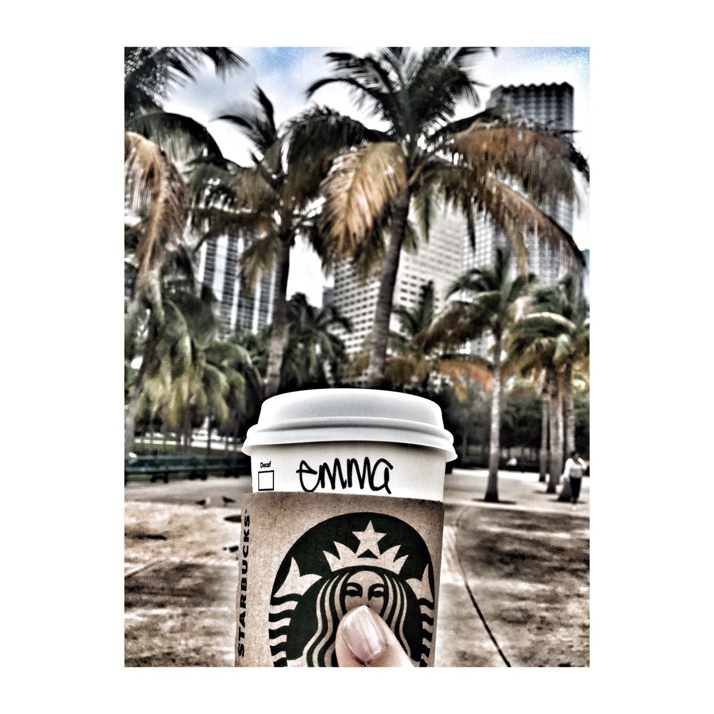 Starbucks, a restaurant in Miami