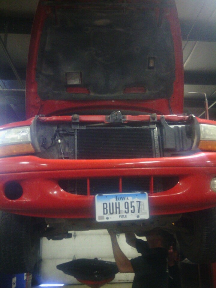 Bob'S Transmission & General Repair Logo