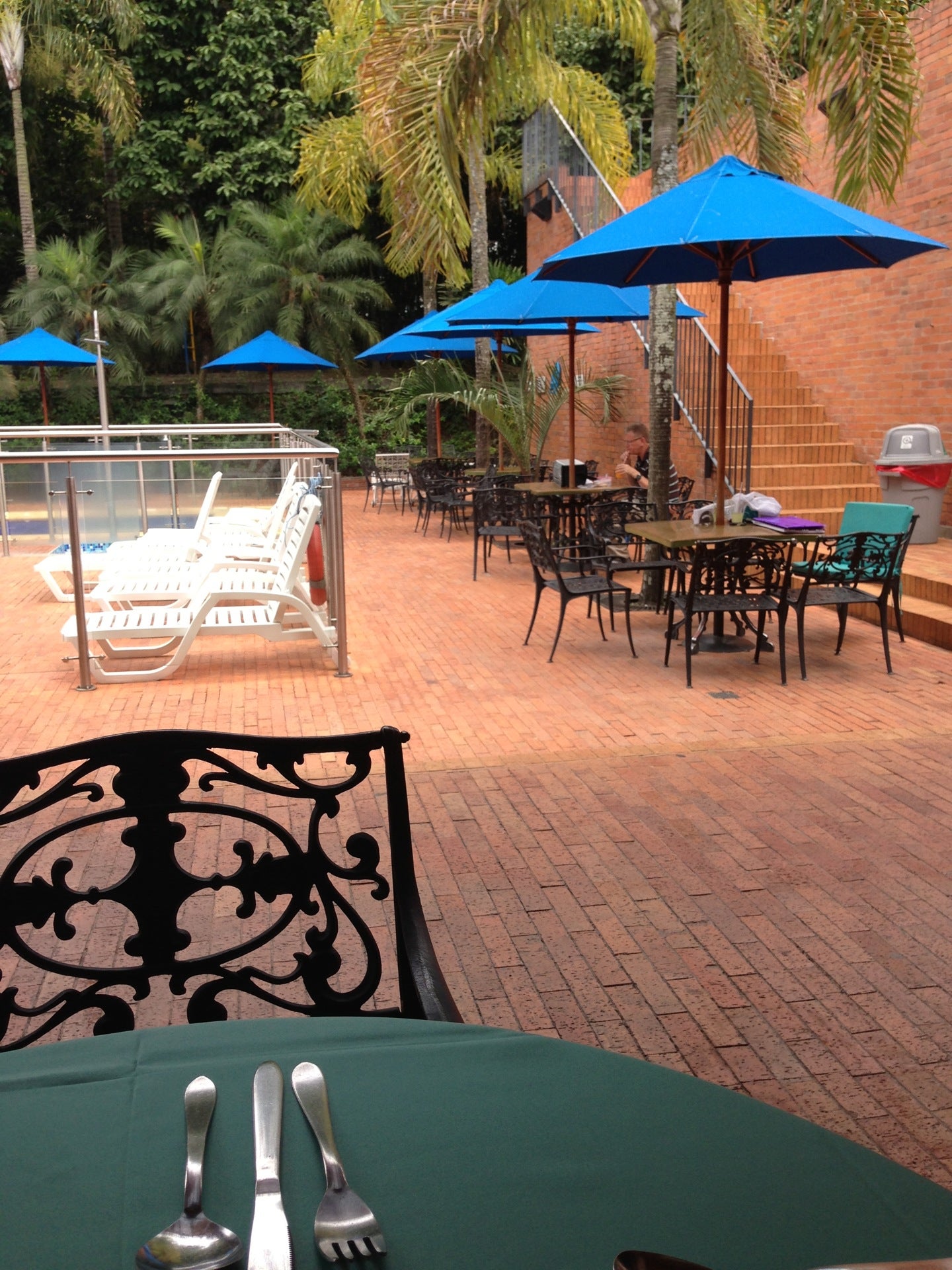 Casa Club Del Egresado Universidad De Medellín