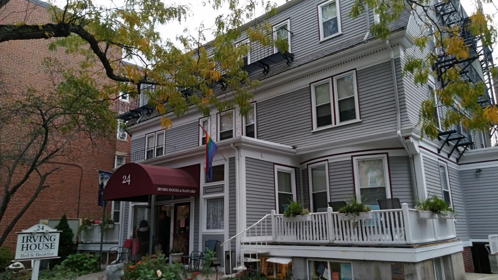Irving House