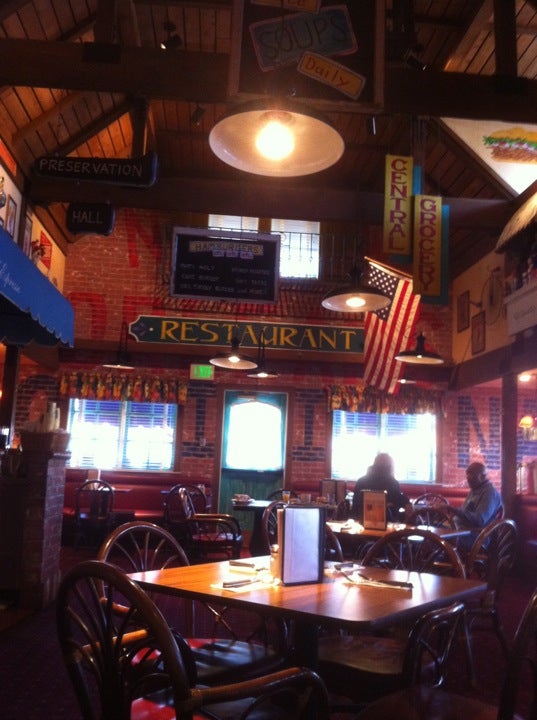 Mimi's Bistro + Bakery