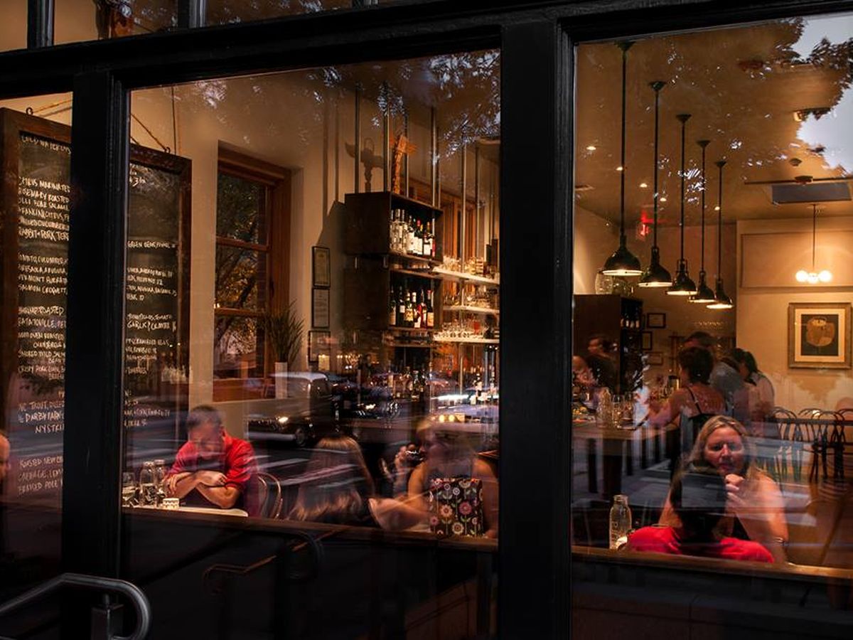 Cakes & Ale Restaurant 155 Sycamore St Decatur