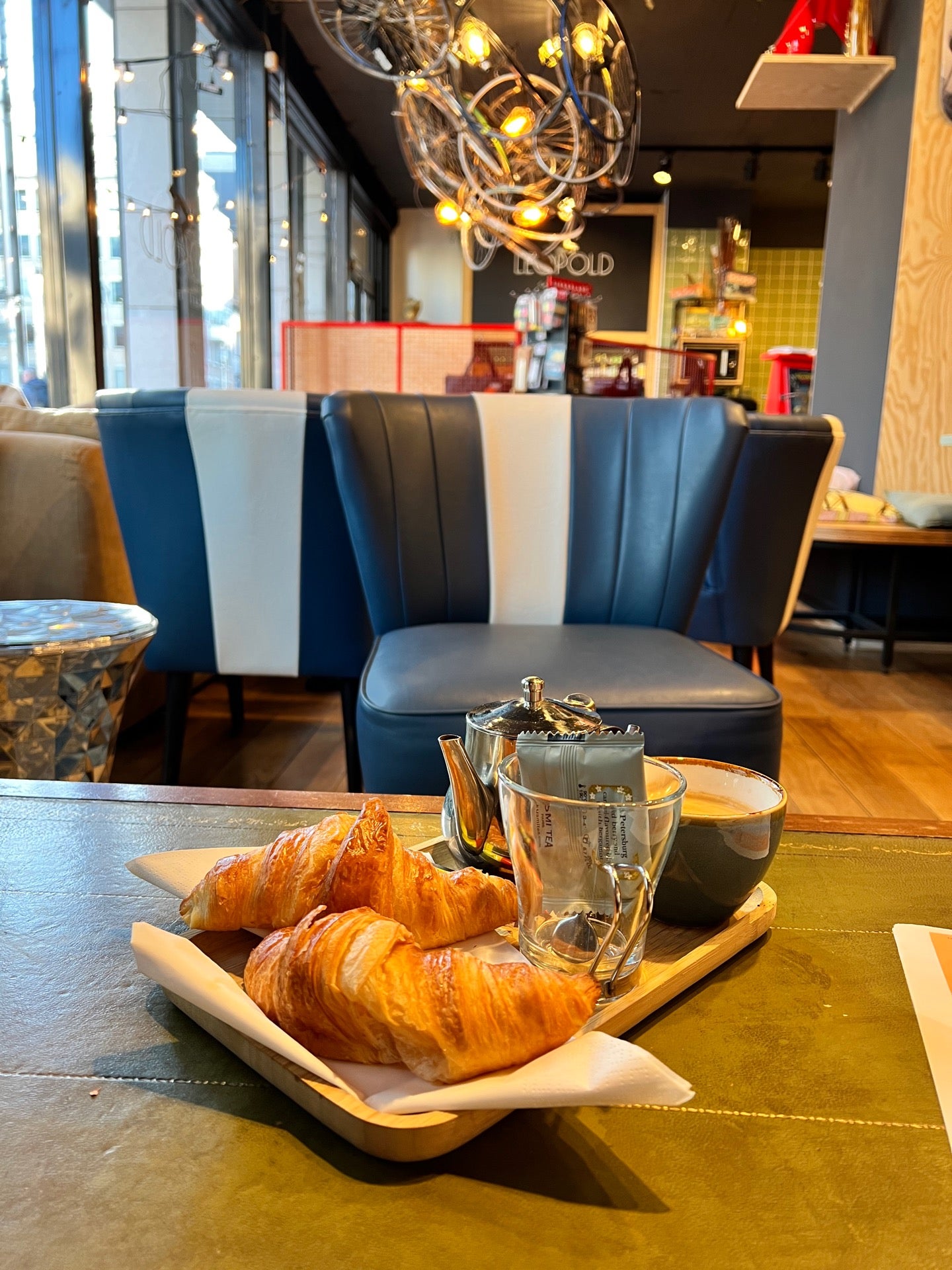 Léopold Café Presse - Brussels cafe