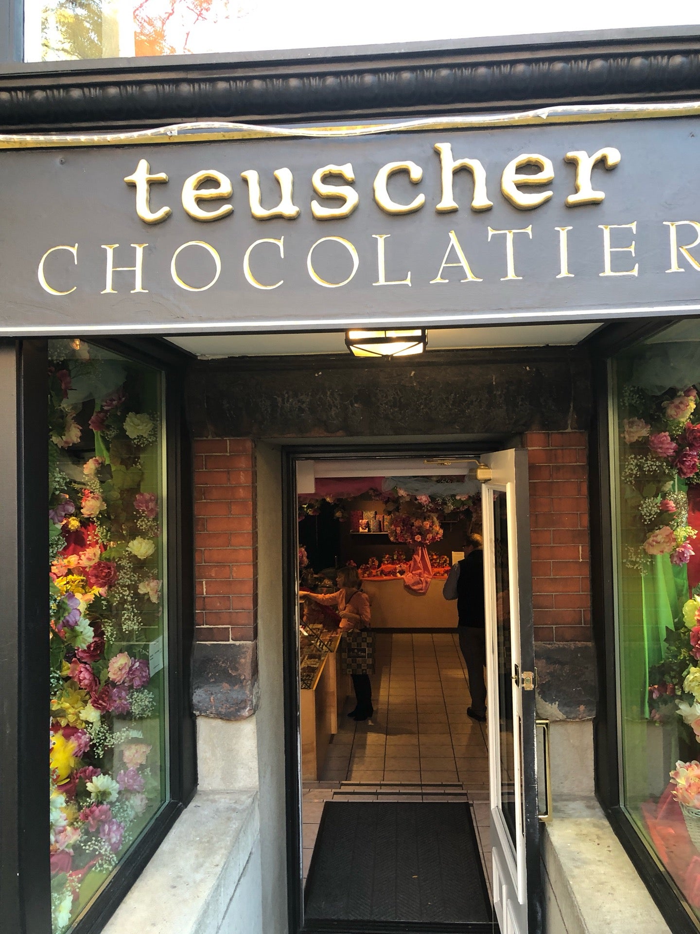 Teuscher Chocolates of Switzerland