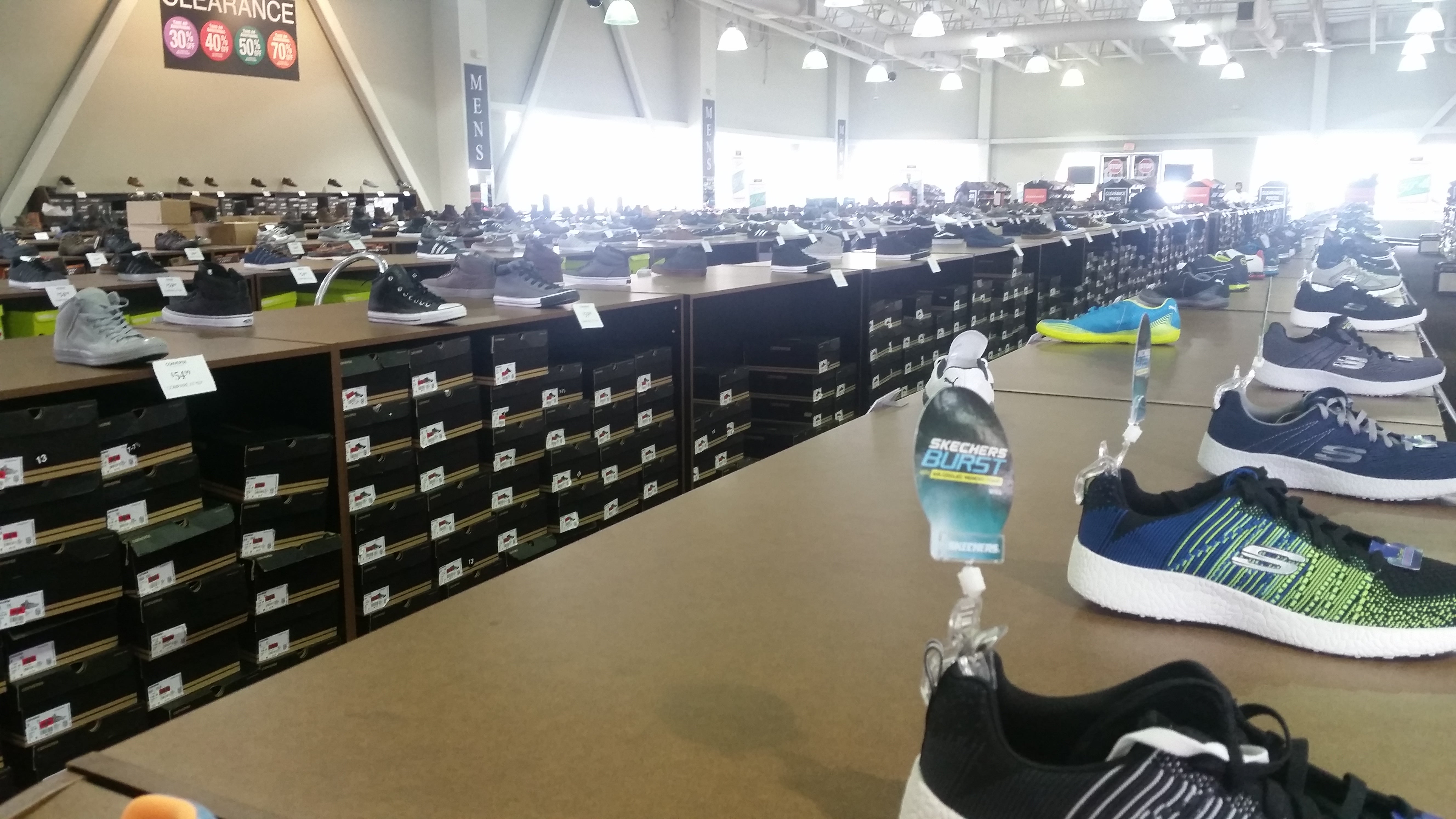 Off Broadway Shoe Warehouse 6920 W Sunset Blvd Los Angeles