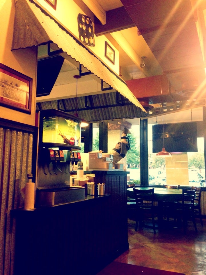 Wingstop restaurant in Monrovia