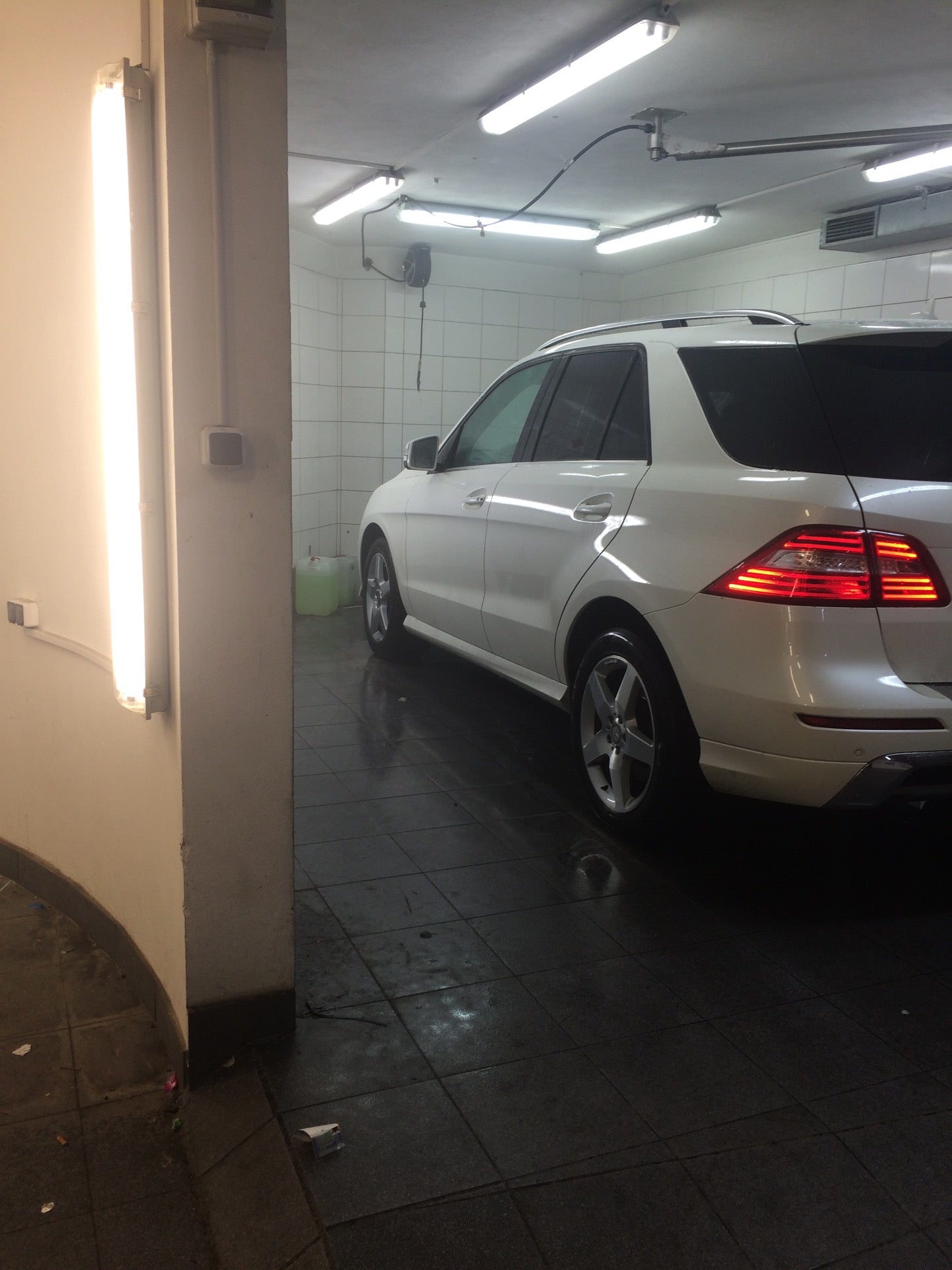 Central Parking Prague-veřejné parkoviště - photo 1 showing the facility