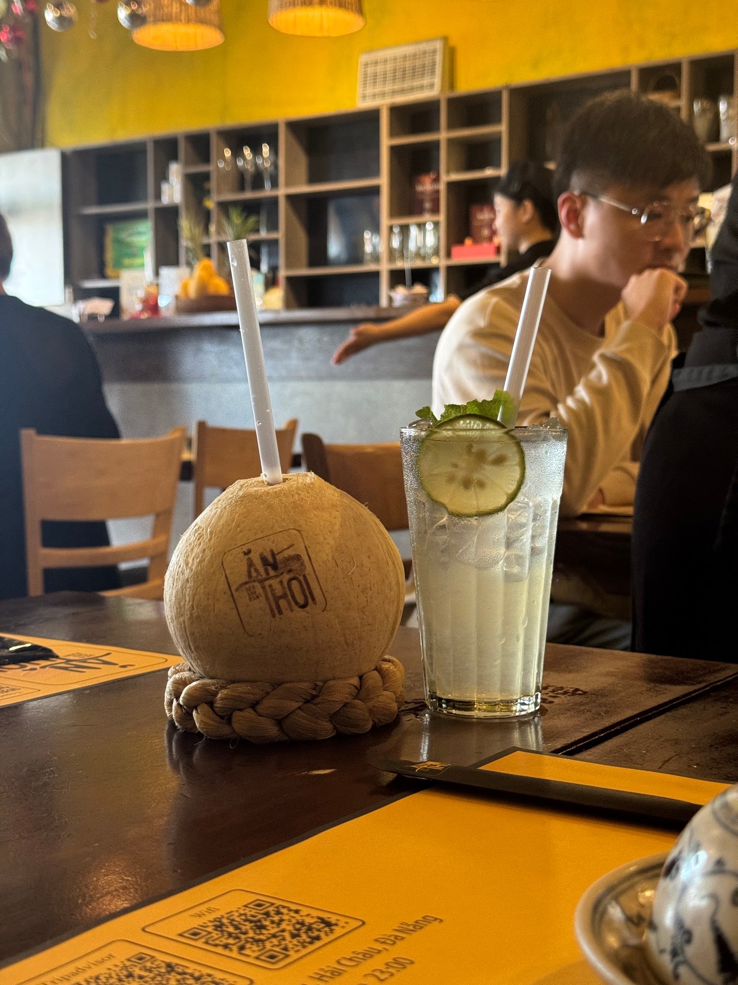 안 토이(Ăn Thôi): 다낭 맛집 가이드 — Da Nang