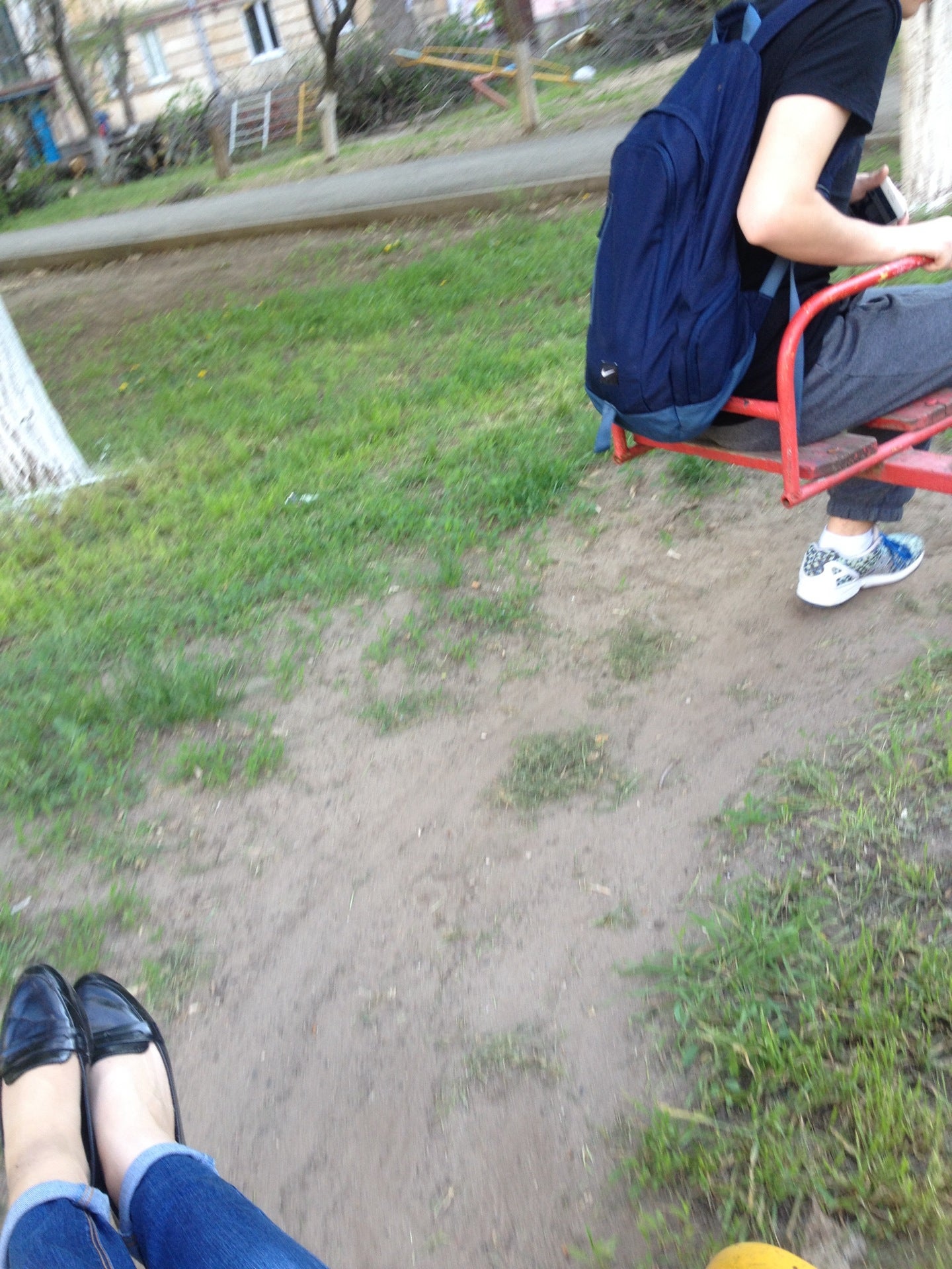 Детская Площадка Во Дворе По Шумилова 16