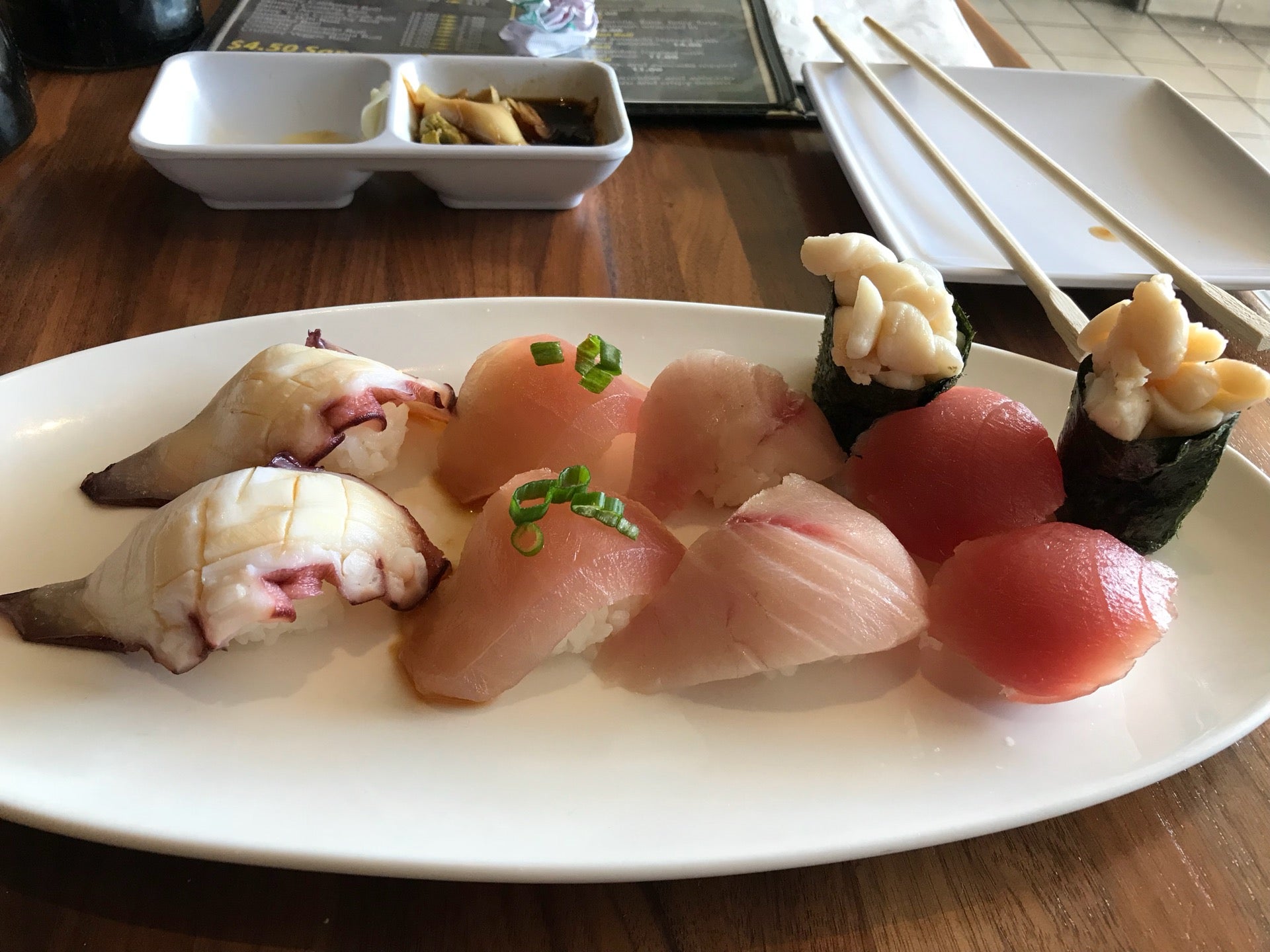 Toro Sushi & Poke sushi restaurant in Burbank