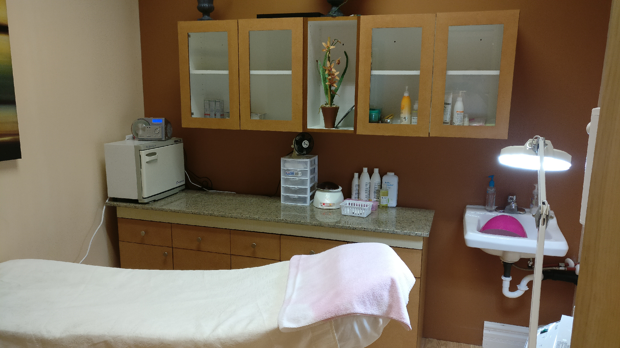 Five Star Nails & Hair Spa