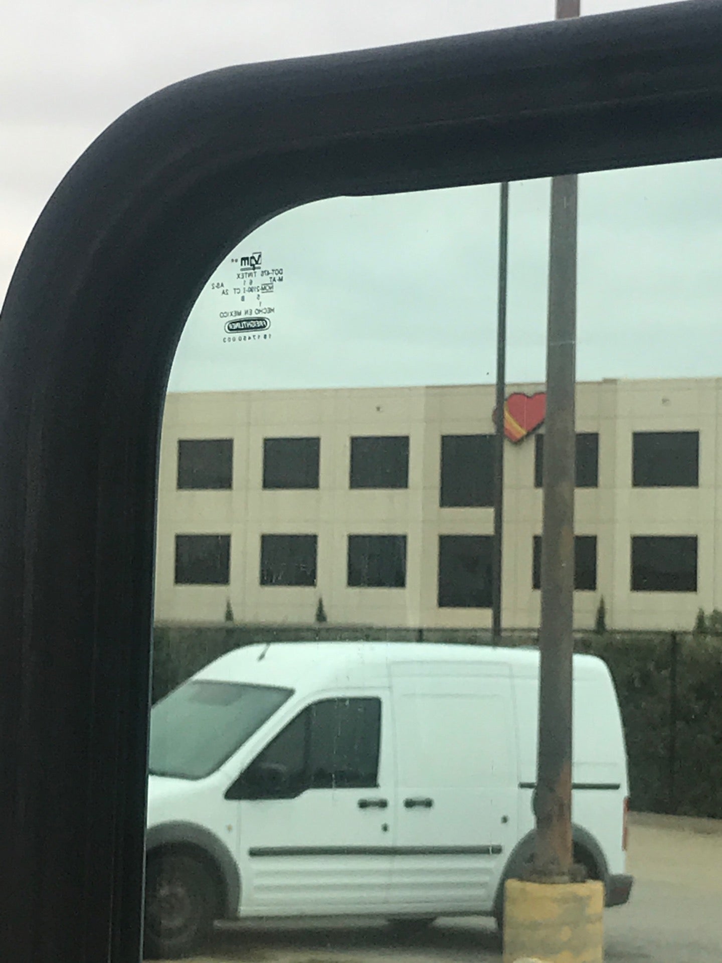 Love'S Corporate Office Logo