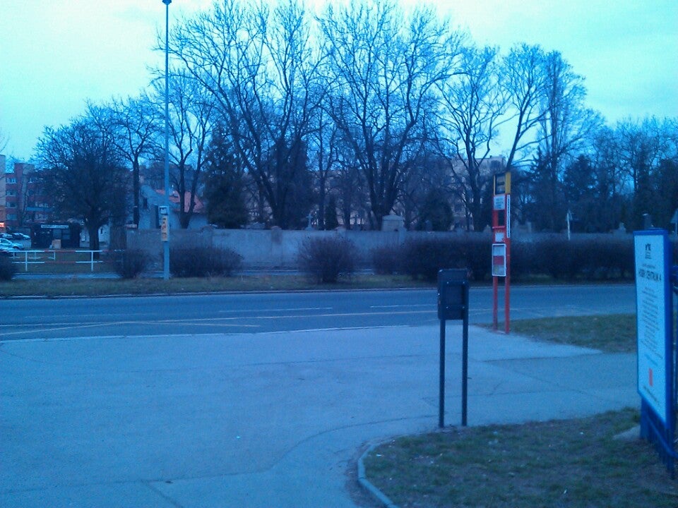 Krčský hřbitov - photo 4 showing the facility