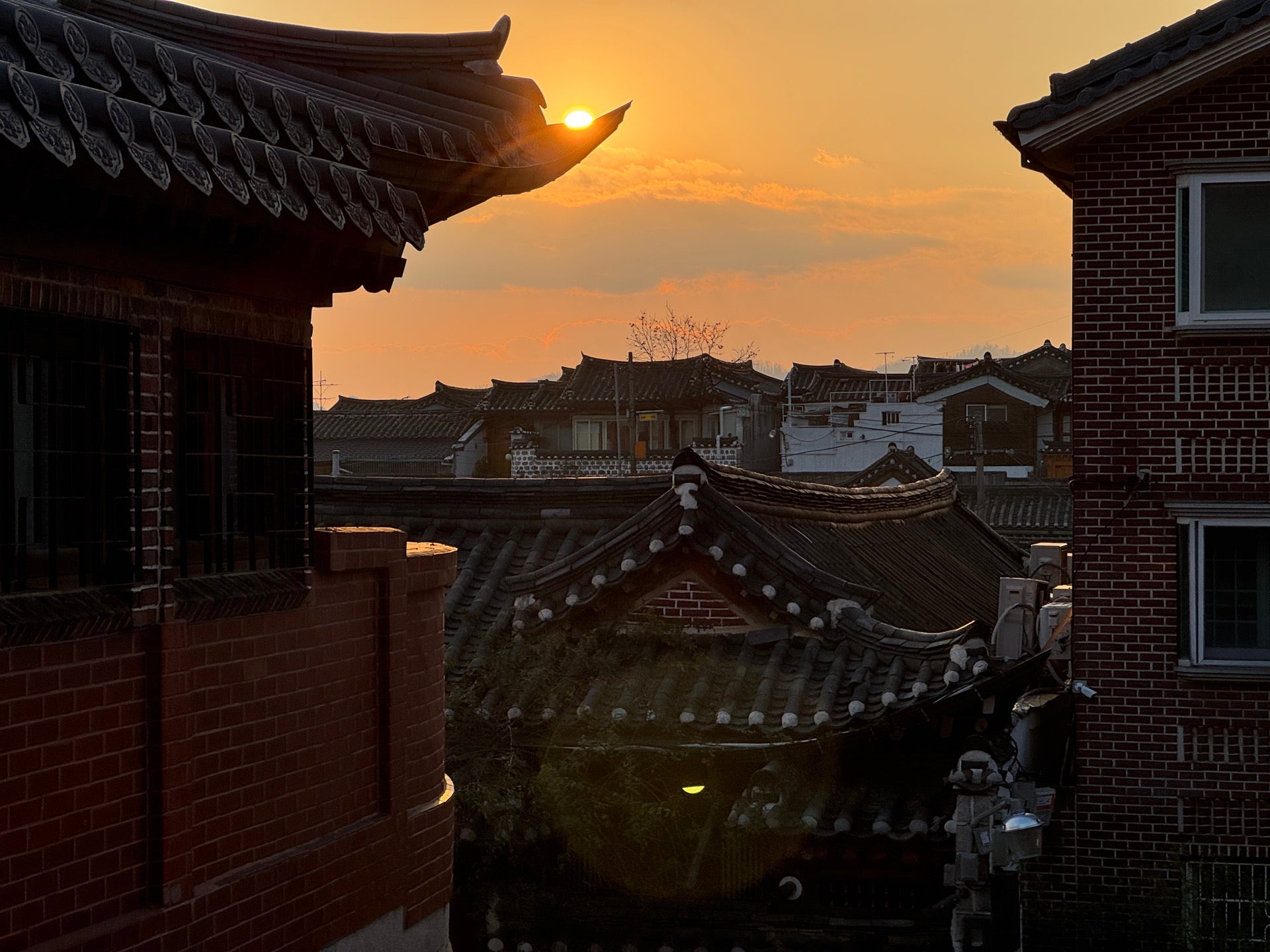 Bukchon Yukgyeong (Photo Spot) in Seoul, South Korea