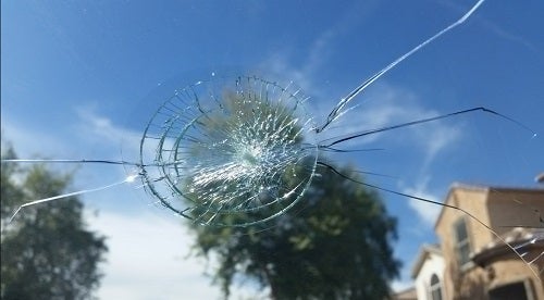 2U Auto Glass & Tint Logo