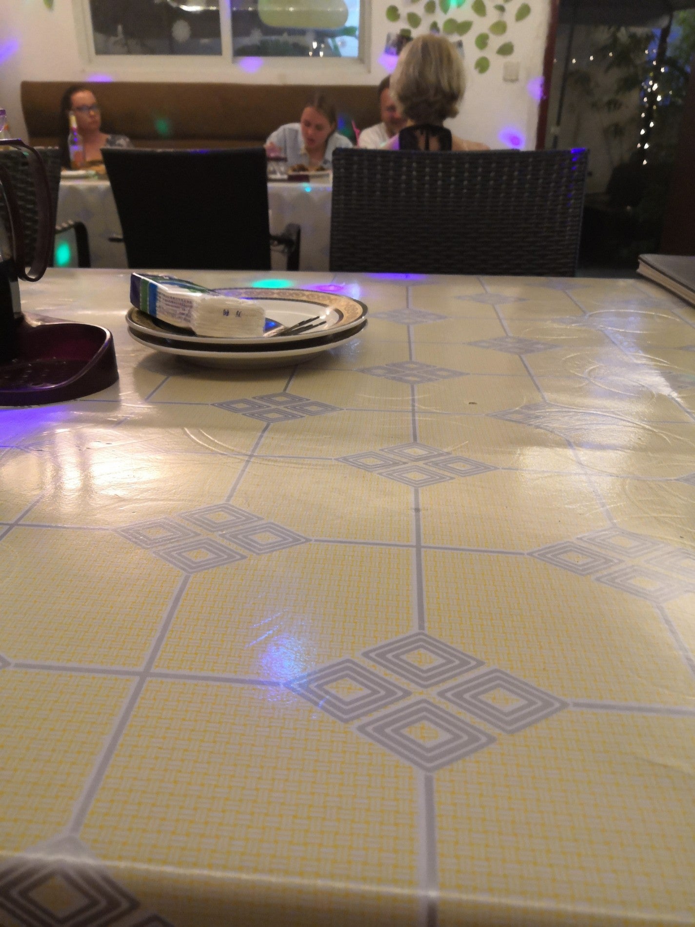 12 Стульев Logo