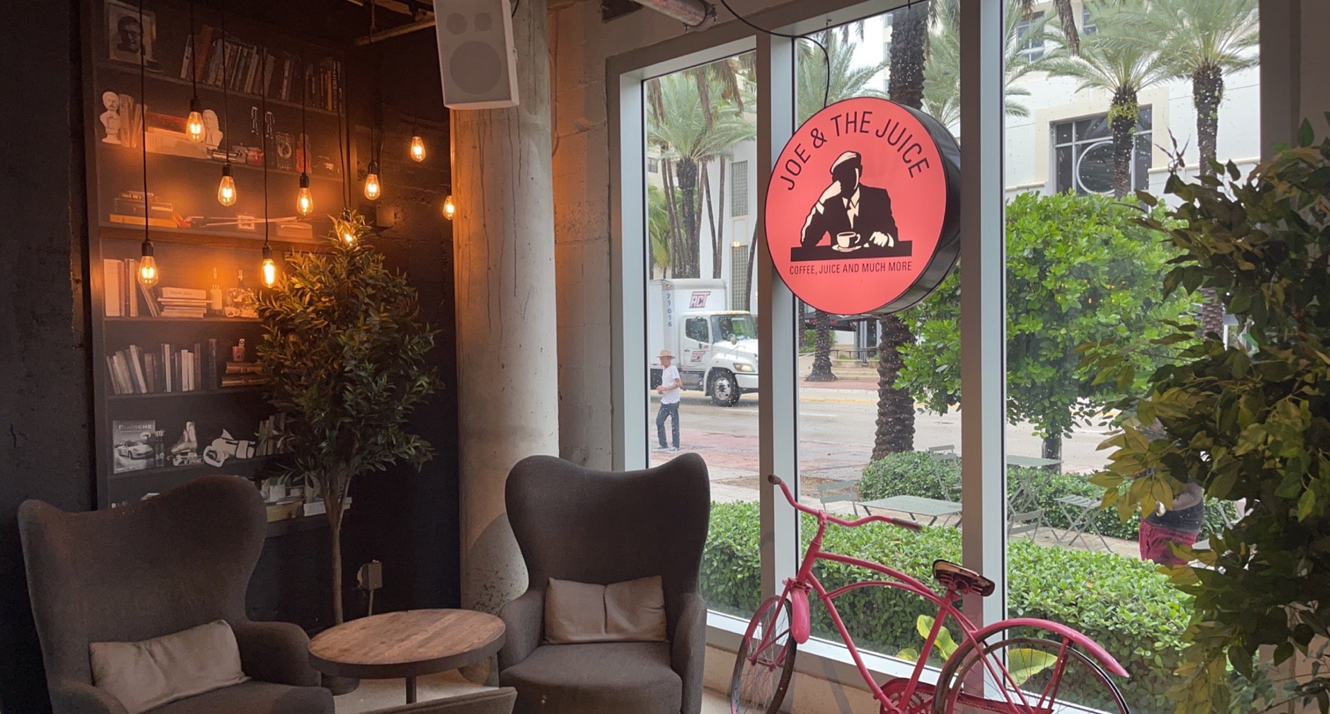 Joe & The Juice bar in Miami Beach