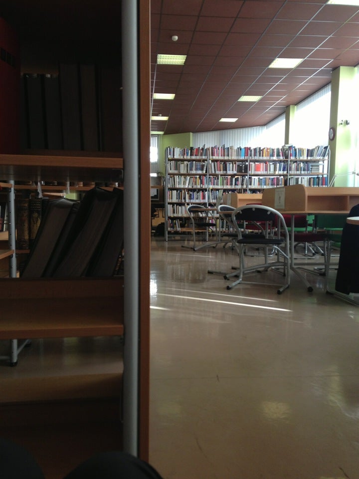 Katedra veřejnéociální politiky Institutu sociologických studií - photo 4 showing the facility