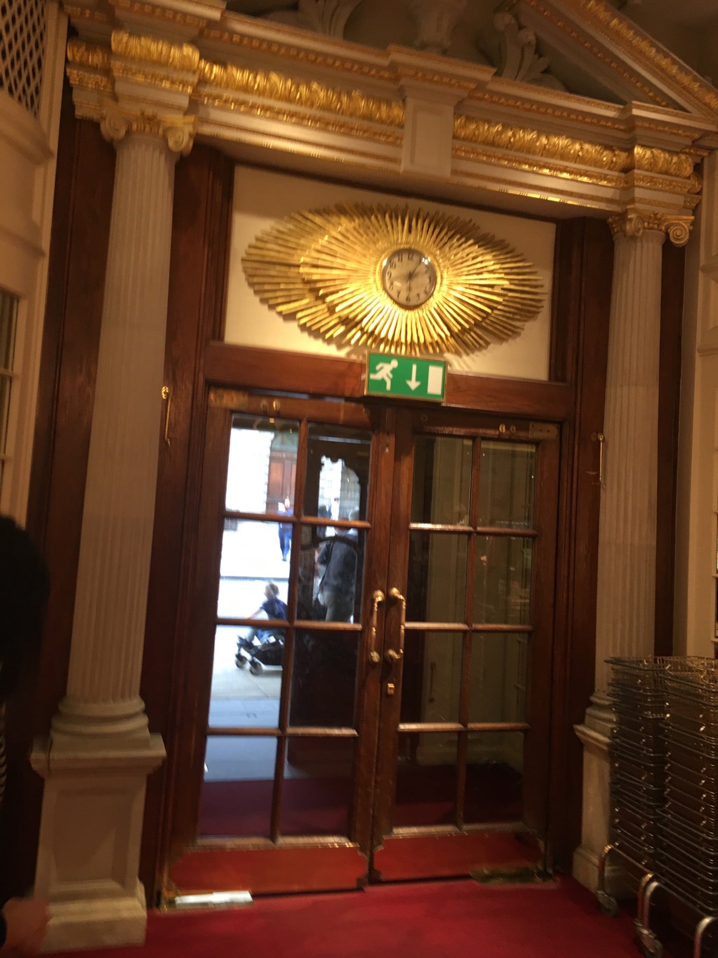 Diamond Jubilee Tea Salon - London bar