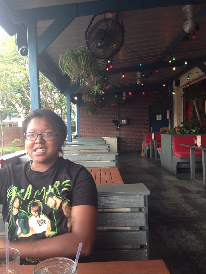 Triangle Char & Bar Avondale 828 Savannah Hwy Charleston