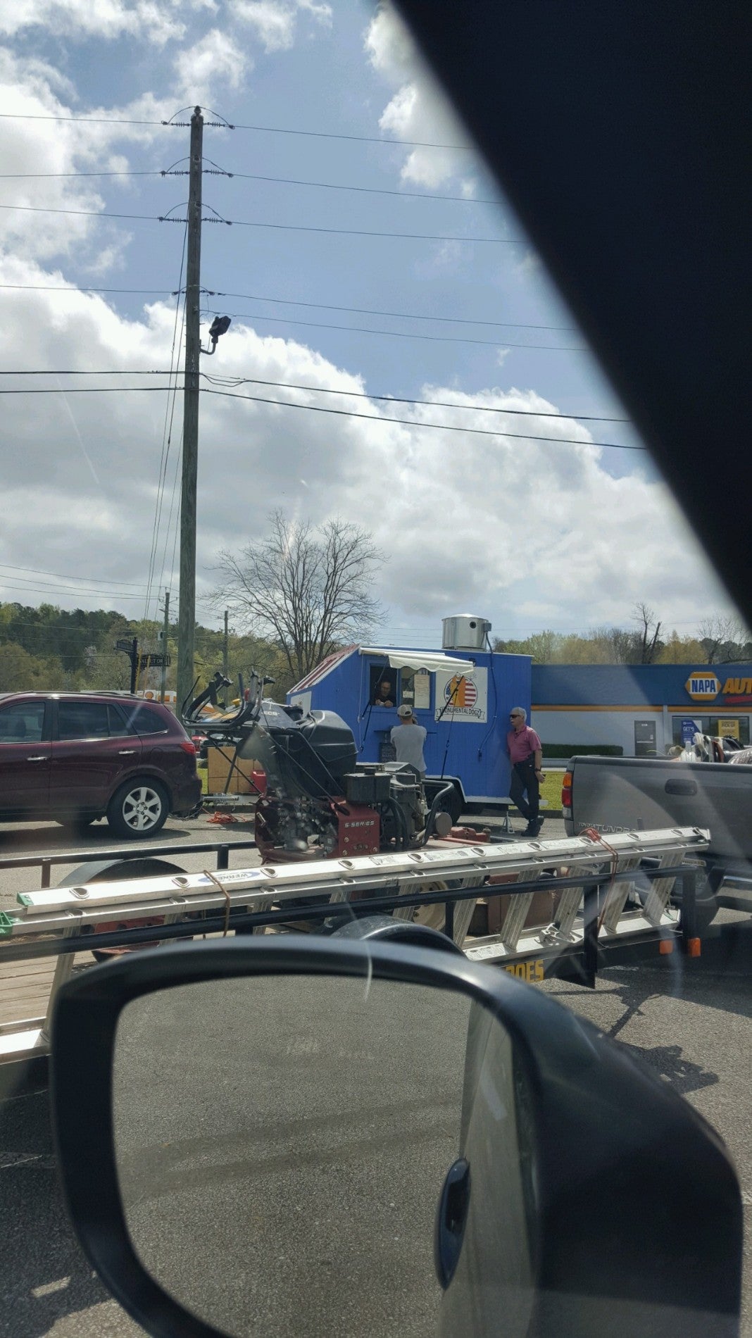 Hall'S Motorsports TV