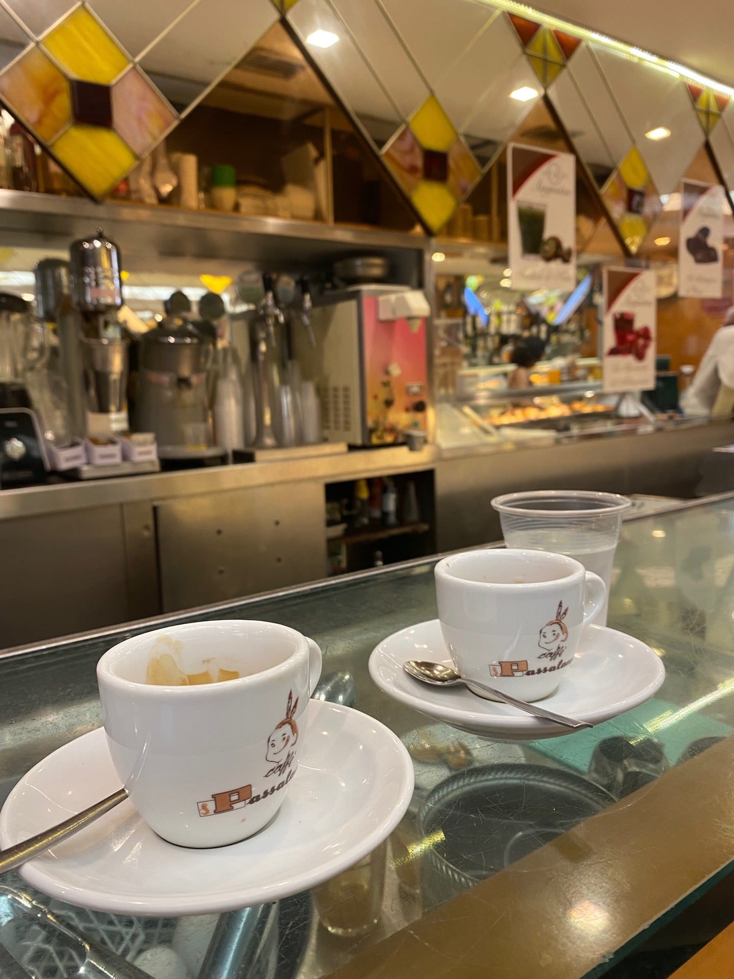 Augustus - Naples bar