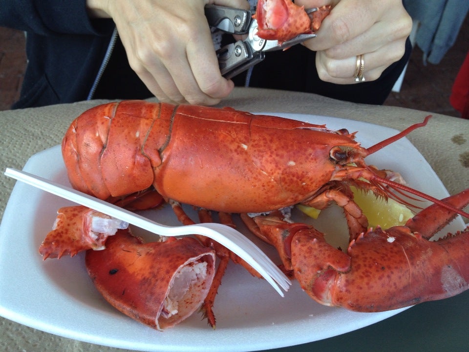 Jordan's Lobster Dock 3165 Harkness Ave Brooklyn