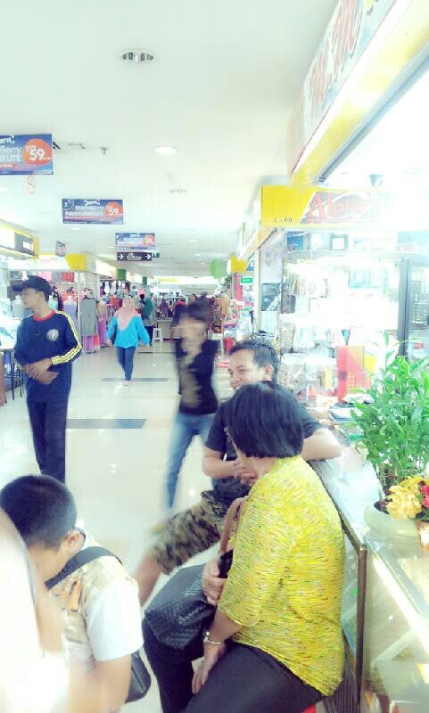 Pusat Grosir Karebosi Logo