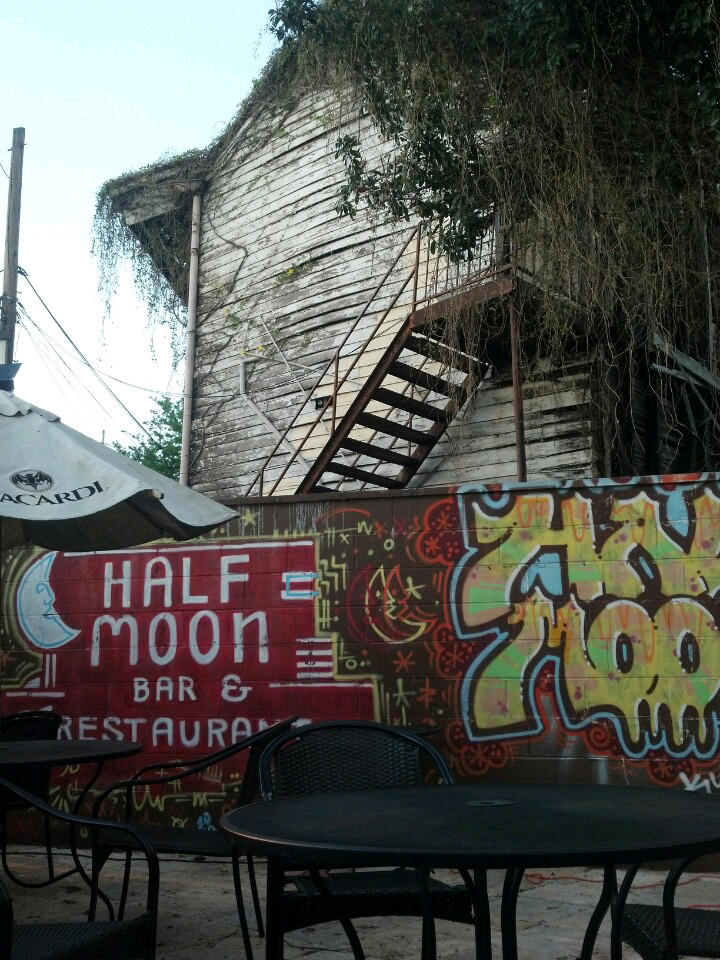 Half Moon Bar & Grill 1125 Saint Mary St New Orleans