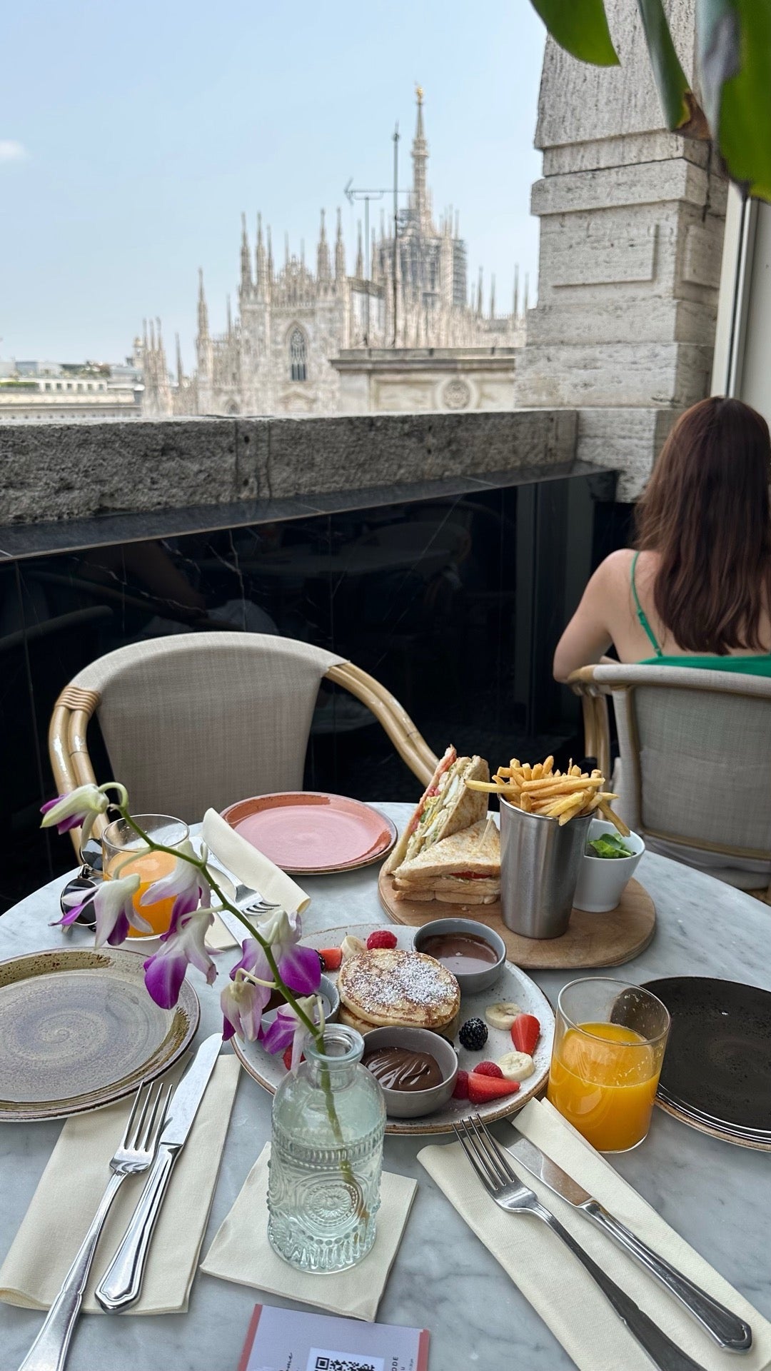 The Dome - Milan cafe