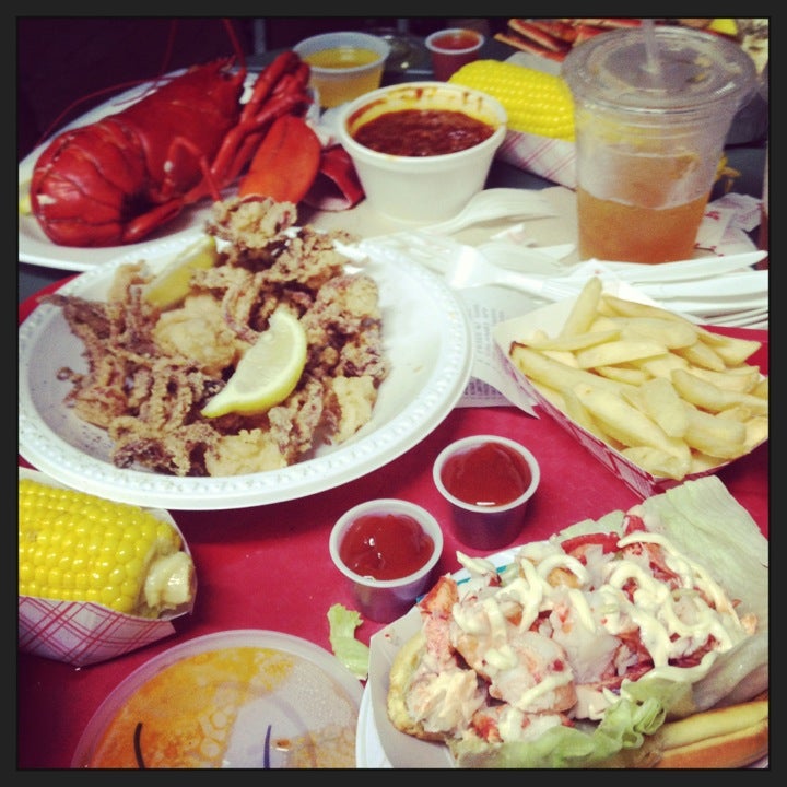 Jordan's Lobster Dock 3165 Harkness Ave Brooklyn