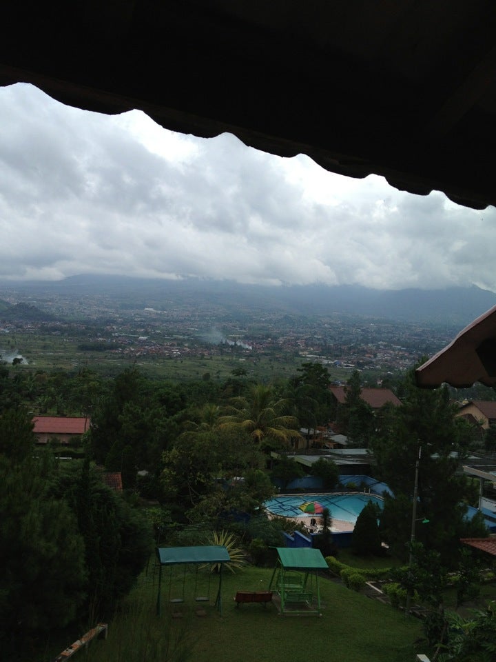 Puncak Kana