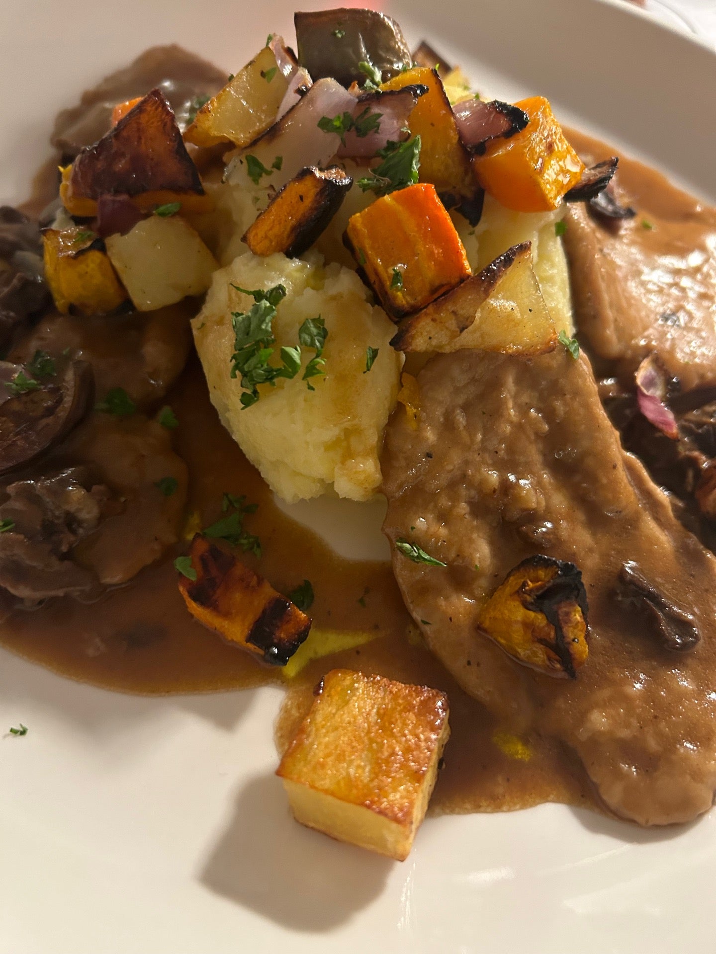 The Pig Out Bistro 이미지