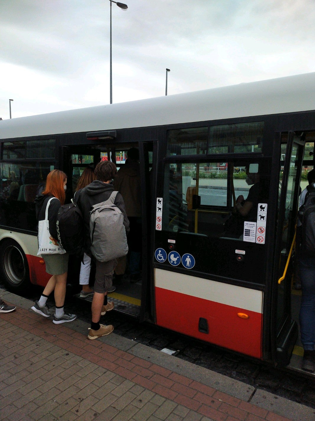 Nádraží Veleslavín - photo 4 showing the facility