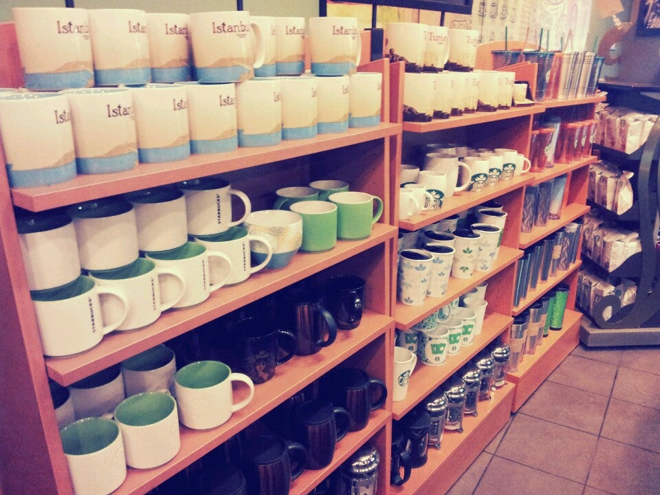 Starbucks Asmalı Mescit Mah. İstiklal Cad. No134/A Zemin Beyoğlu