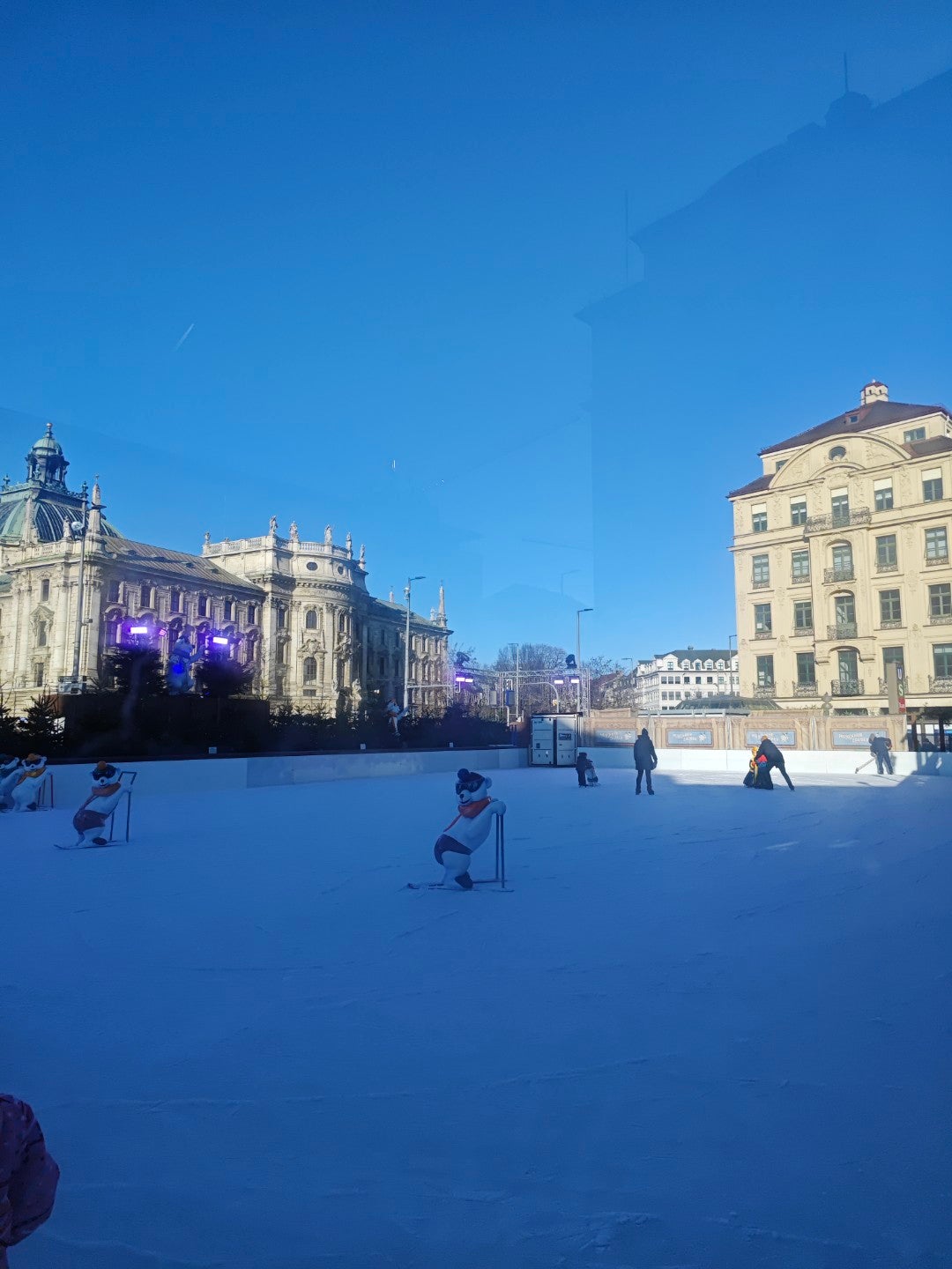 Karlsplatz (Stachus) - Munich cafe