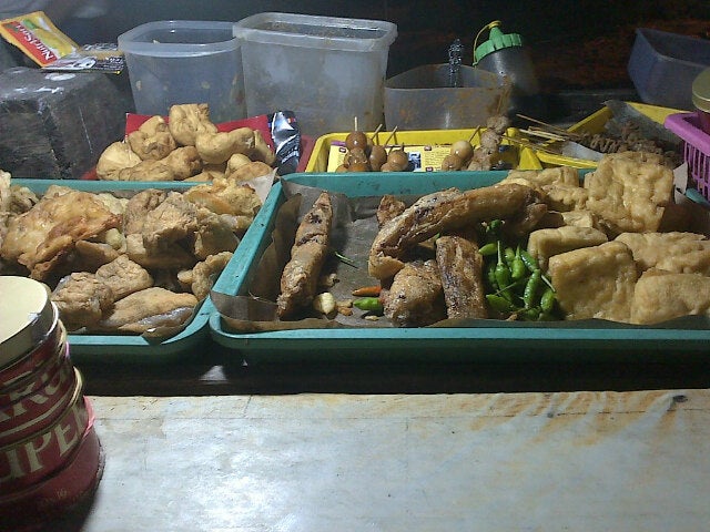 Hek Depan Bulvad Uns