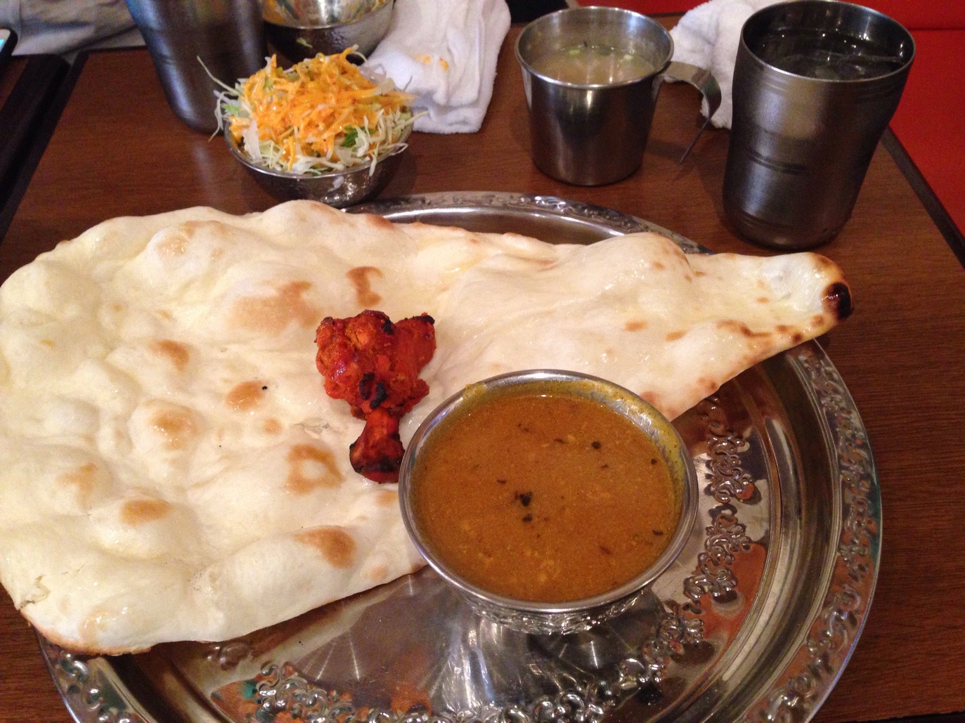 ヒラ 十三店 Logo