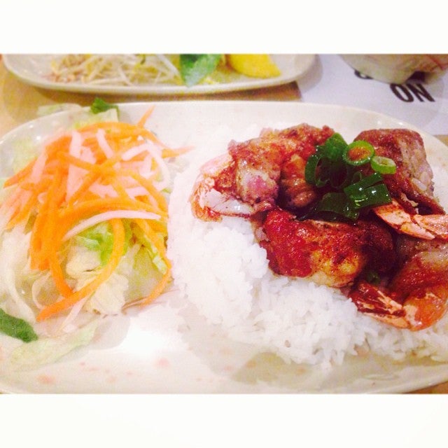 Vietnamese Restaurant Hot-Pot Logo