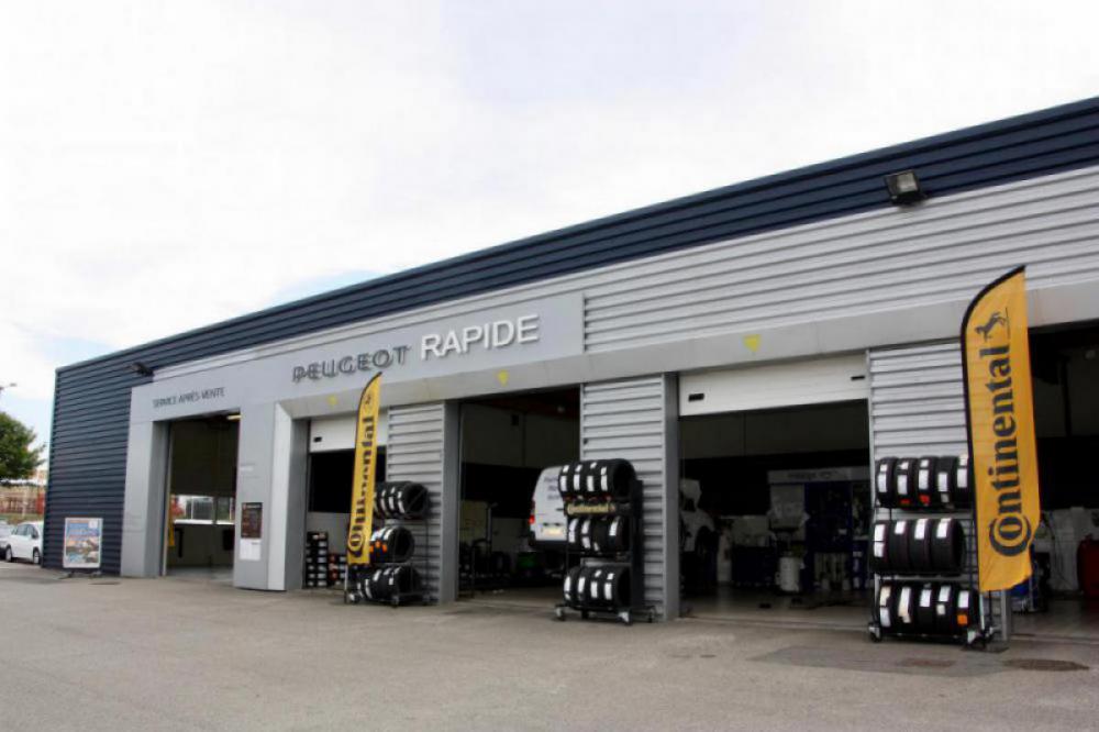 Peugeot - Clara Automobiles La Roche Sur Yon